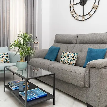 Triana Deluxe Con Patio Privado
