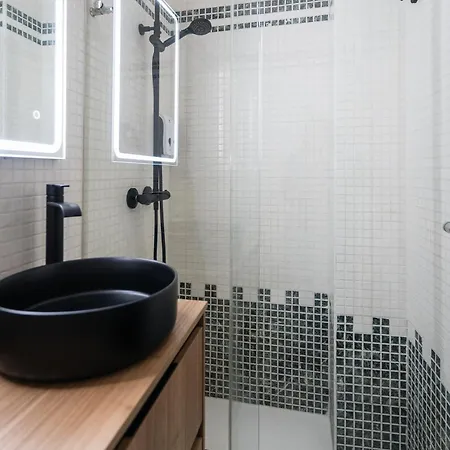 Triana Deluxe Con Patio Privado * Sevilla