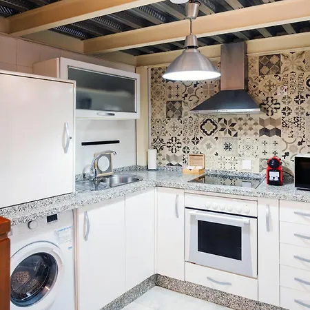 Center Duplex *