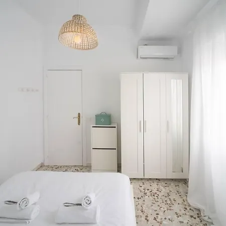 Atico Ispal Con Terraza En Centro Apartment *