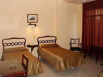 Ducal Hotel 2*