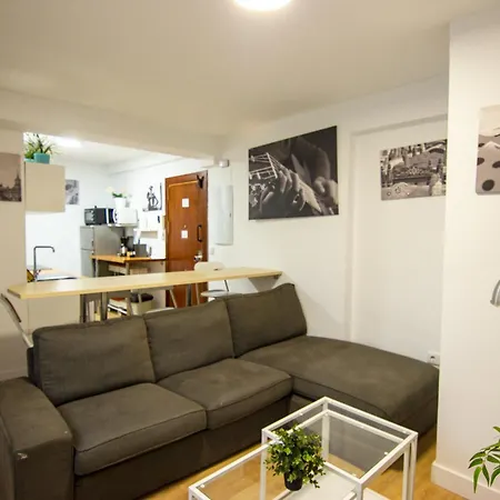 Rentalsevilla Teodosius Grand Apartment *