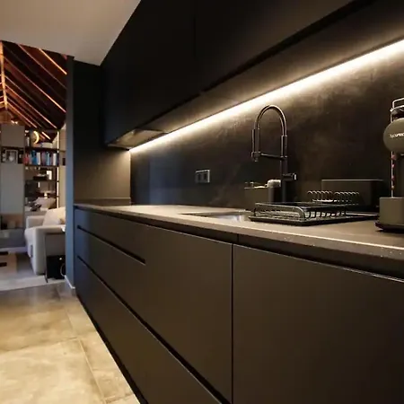 Komodo Gran Poder - Penthouse With Private Pool And Cozy Twin Bedroom