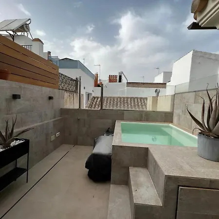Komodo Gran Poder - Penthouse With Private Pool And Cozy Twin Bedroom Apartment *