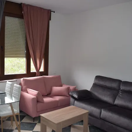 Apartment Fibes Lux Este.