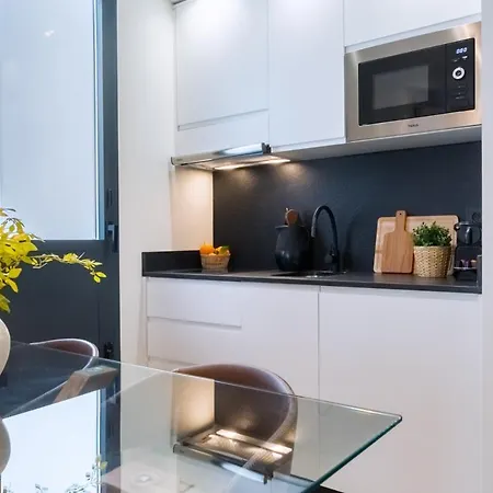 Apartment Luxurious Overlooking Casa Pilatos