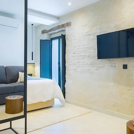 Luxurious Overlooking Casa Pilatos *