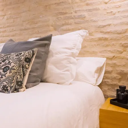 Luxurious With Jacuzzi In Casa Pilatos *