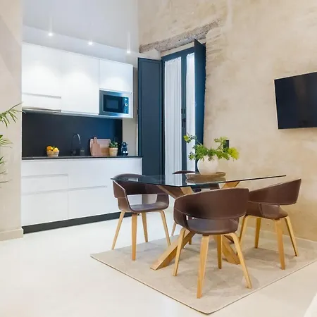 Luxurious With Jacuzzi In Casa Pilatos Apartment *