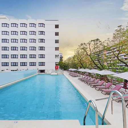 Hotel Hesperia 4*