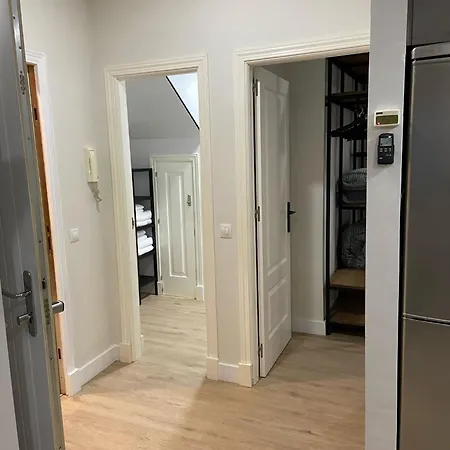 Lira Urban Apartment Seville
