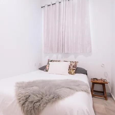 Apartment Santo Domingo 10 Seville