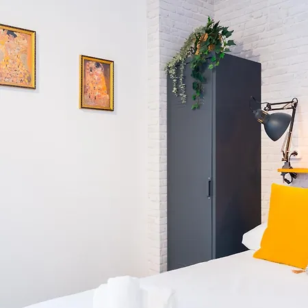 Cozy In Triana Apartment Seville