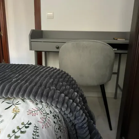 Proximo Al Centro De 2 Con Piscina.