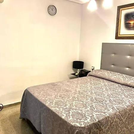 Homestay Shared Apartment! Piso Compartido! общая квартира! *