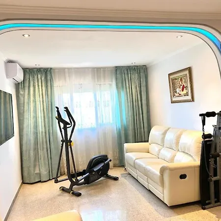 Homestay Shared Apartment! Piso Compartido! общая квартира!