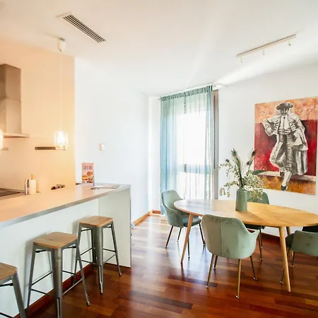 Apartment Azz Torre De La Plata Seville