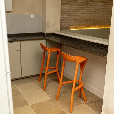 Lemon House Share And Enjoy Apartment