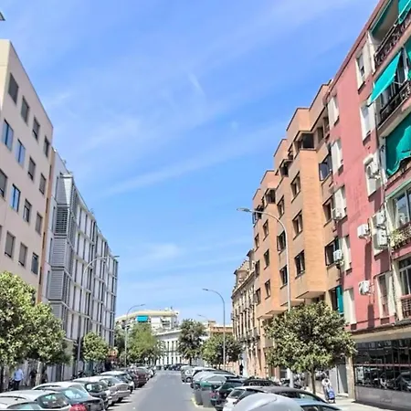En * Seville