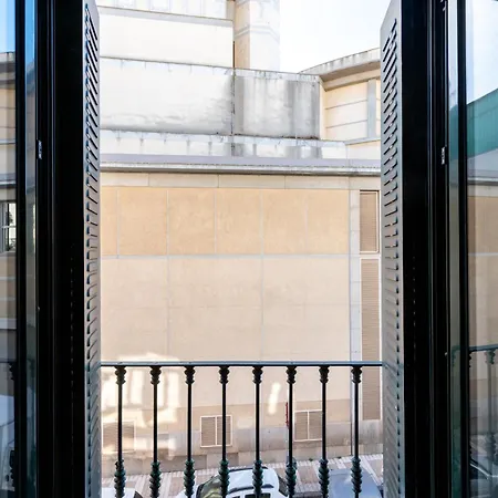 Duplex Con Terraza Junto A La Catedral Apartment Seville