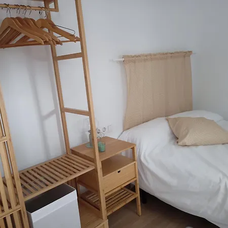 Homestay La Casa De Angela *
