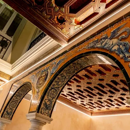 Arco De La Seda - Boutique *