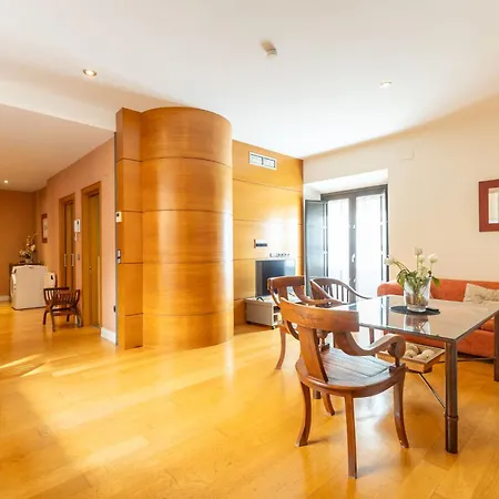 Apartment La Maestranza Charming One Or Two Bedrooms By Cityzen
