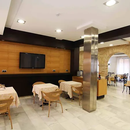Hotel San Gil 4*