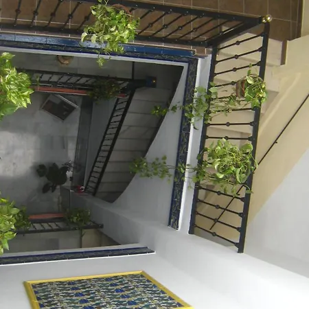 Guest house La Montorena Seville