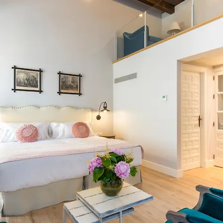 Aparthotel Palacio Bucarelli