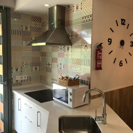 Urban House Siurot 33 아파트호텔