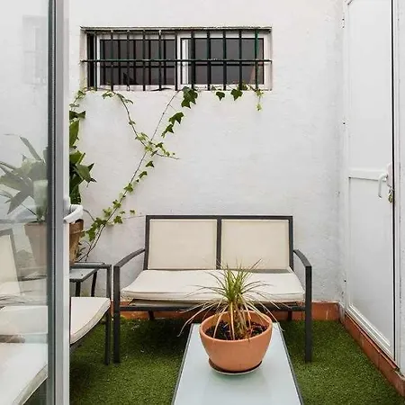 Lujoso Con Patio En Triana Apartment Seville