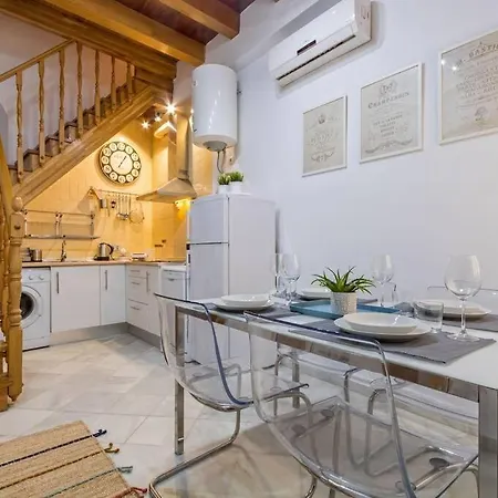 Casa Entera Con Piscina Privada Holiday home *