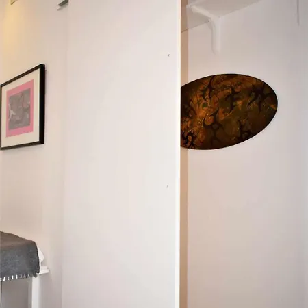 Apartment Atico De Arte Banado En Sol