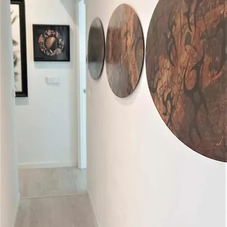 Atico De Arte Banado En Sol