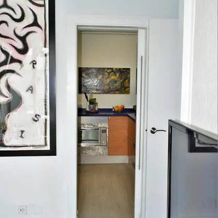Apartment Atico De Arte Banado En Sol