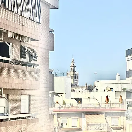 Apartment Triana In 24h *