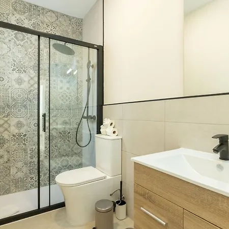 Rt41 Triana Deluxe Apartment