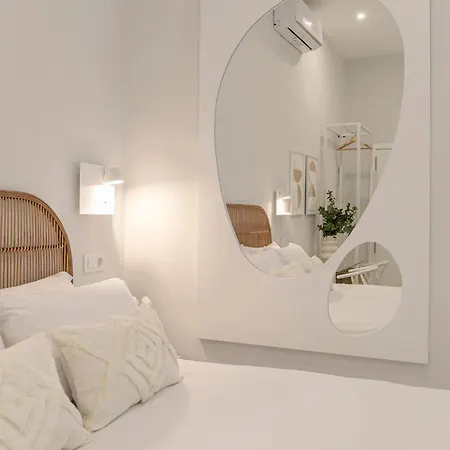 Isg Cuna 10 * Seville