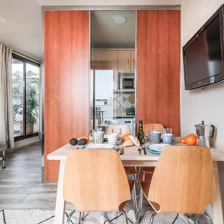 Fantastico Atico 2 Hab Y Gran Terraza Privada