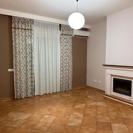 Homestay Chalet La Ramira Seville