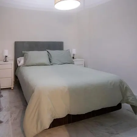 Apartment Alameda De Hercules - Divina Pastora *
