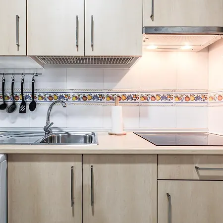 Apartment Castilla 141 *