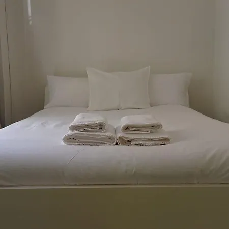 Los Remedios Coliving * Sevilla