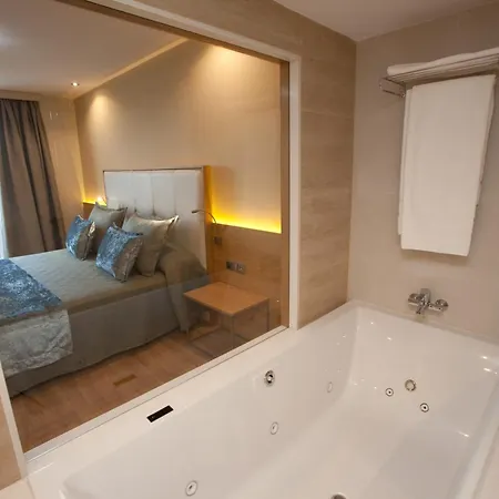 Hotel M.a. Congresos 4*