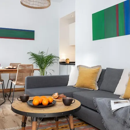 Pikis Center Apartment *