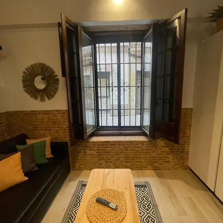 Canal Urban Apartment Seville