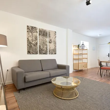 Apartment Sunn Amador De Rios, By Homing U *