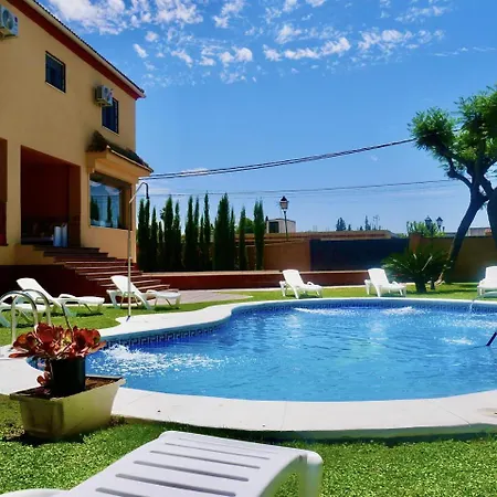 Villa Private Pool! Your Oasis In Sevilla! Bbq!