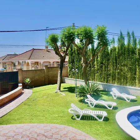 Private Pool! Your Oasis In Sevilla! Bbq! *